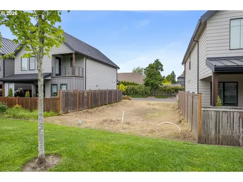 1921 Elkhorn Drive Eugene OR 97408