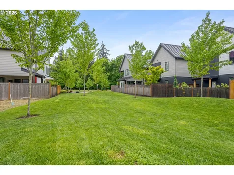 1921 Elkhorn Drive Eugene OR 97408