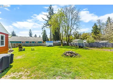 1622 9th Avenue Sweet Home OR 97386