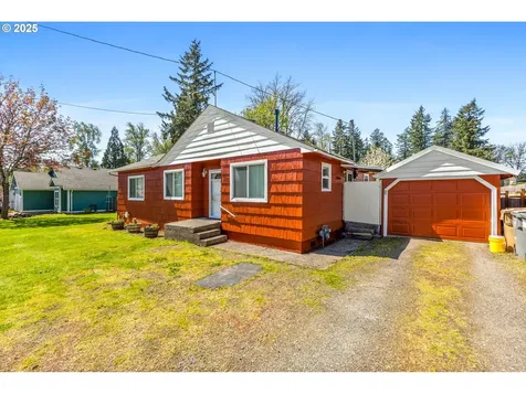 1622 9th Avenue Sweet Home OR 97386