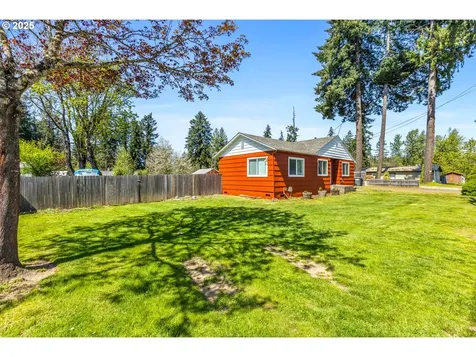 1622 9th Avenue Sweet Home OR 97386