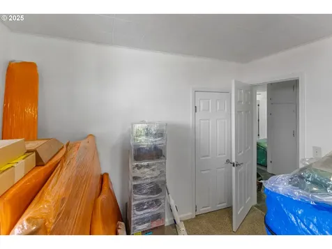 1622 9th Avenue Sweet Home OR 97386