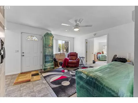 1622 9th Avenue Sweet Home OR 97386