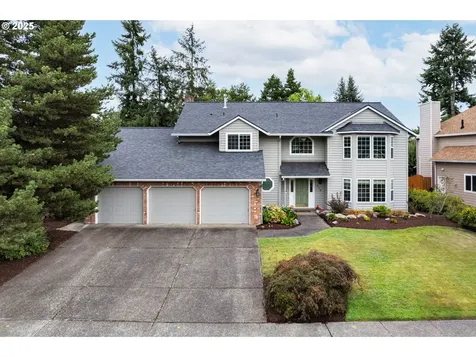 575 NE Goldie Drive Hillsboro OR 97124