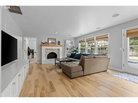 575 NE Goldie Drive Hillsboro OR 97124