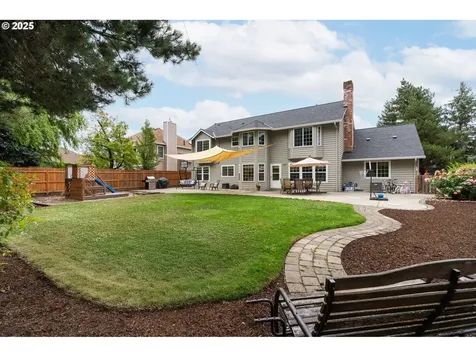 575 NE Goldie Drive Hillsboro OR 97124