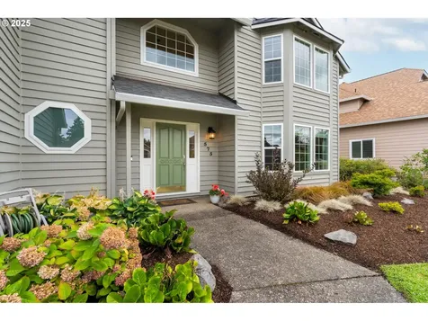 575 NE Goldie Drive Hillsboro OR 97124