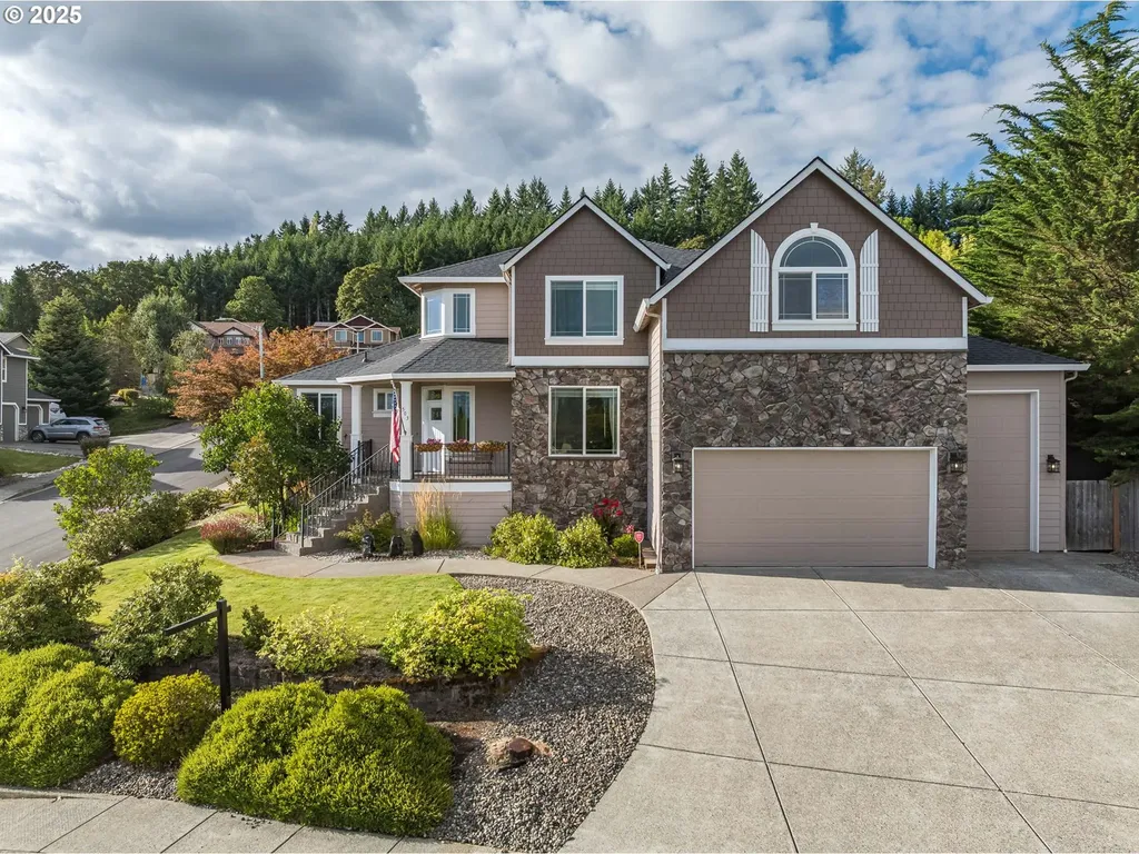 503 E 18th Street La Center WA 98629