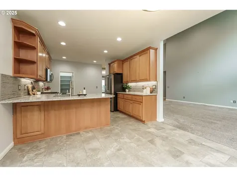 503 E 18th Street La Center WA 98629