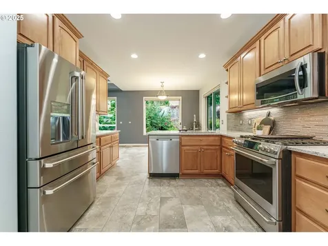 503 E 18th Street La Center WA 98629