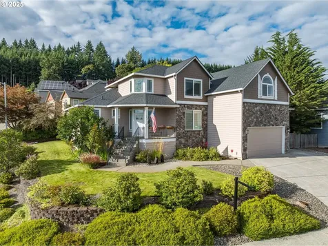 503 E 18th Street La Center WA 98629