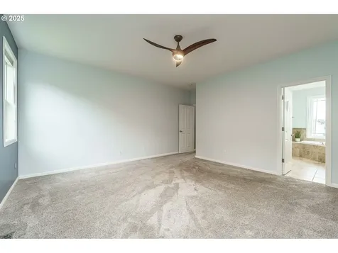 503 E 18th Street La Center WA 98629