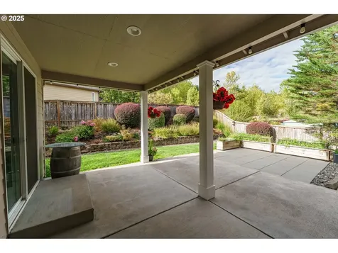 503 E 18th Street La Center WA 98629