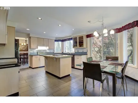 15108 NE 22nd Avenue Vancouver WA 98686