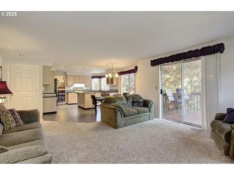 15108 NE 22nd Avenue Vancouver WA 98686