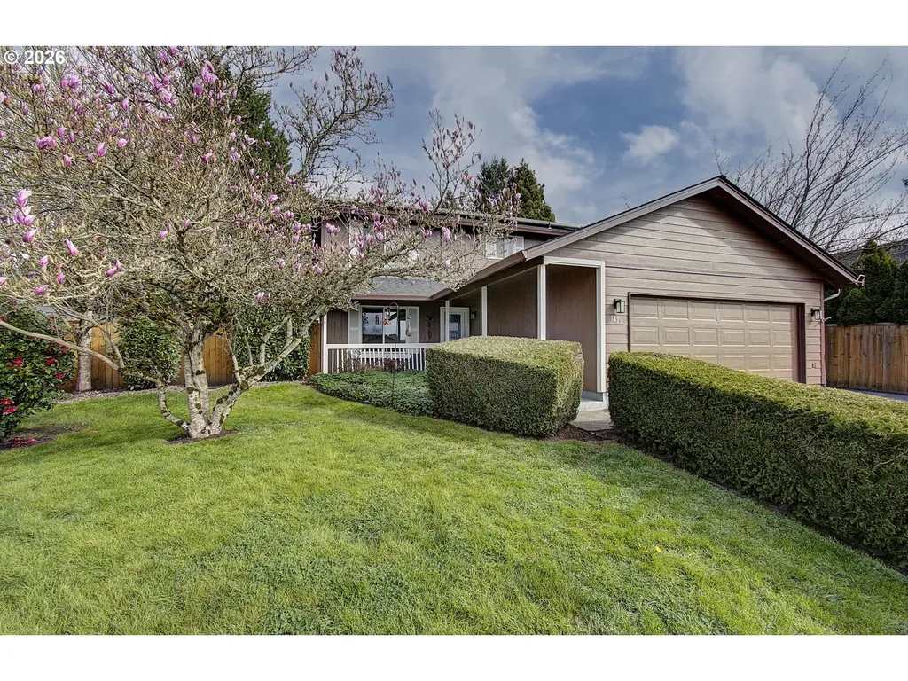 1421 E 4th Circle La Center WA 98629