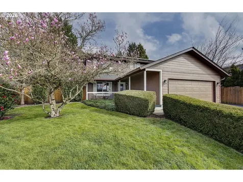 1421 E 4th Circle La Center WA 98629