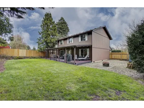 1421 E 4th Circle La Center WA 98629