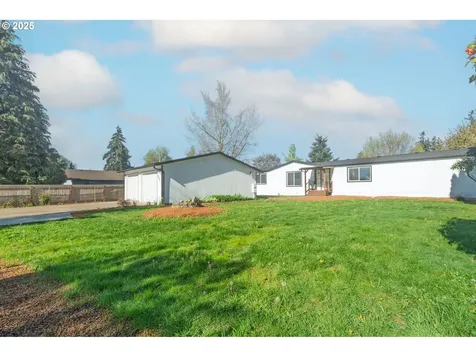 553 Woodland Avenue Woodburn OR 97071
