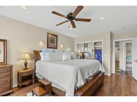 238 SW 27th Street Newport OR 97365