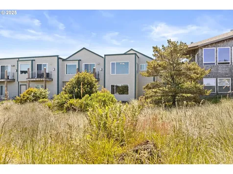 238 SW 27th Street Newport OR 97365