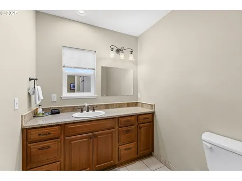 238 SW 27th Street Newport OR 97365