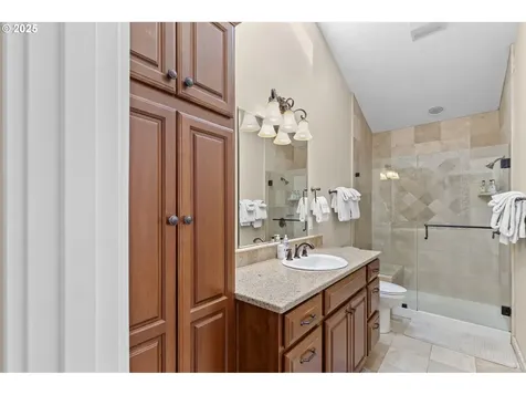 238 SW 27th Street Newport OR 97365