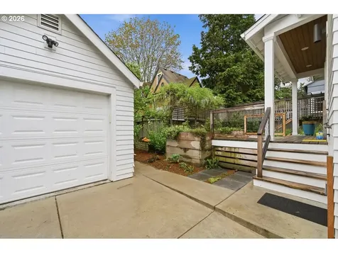 2614 NE 32nd Place Portland OR 97212
