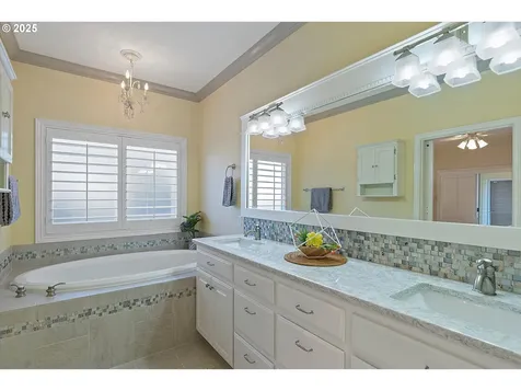 2615 NW 46th Circle Camas WA 98607