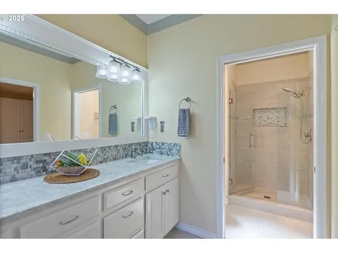 2615 NW 46th Circle Camas WA 98607