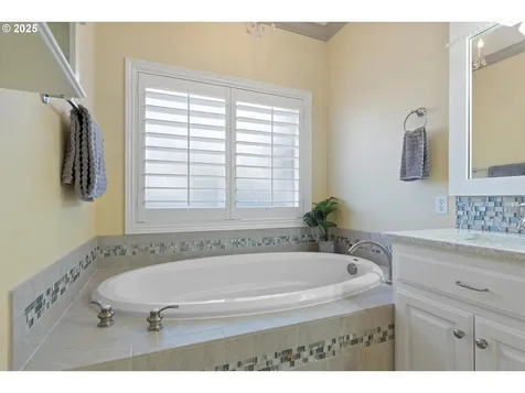 2615 NW 46th Circle Camas WA 98607