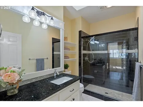 2615 NW 46th Circle Camas WA 98607