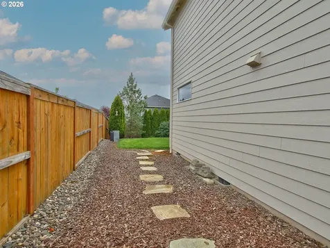 3686 NE Pioneer Street Camas WA 98607