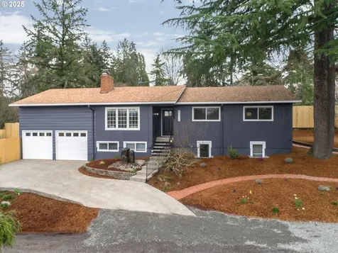 8330 SW 43rd Avenue Portland OR 97219