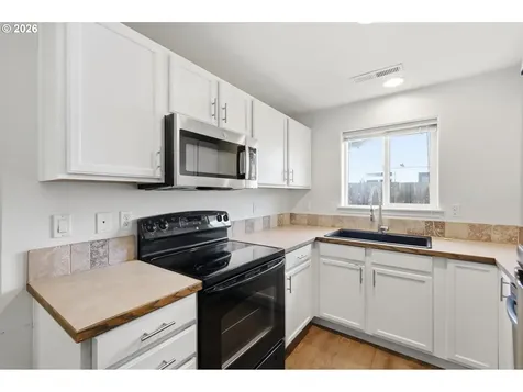 5754 Orchid Lane Springfield OR 97478
