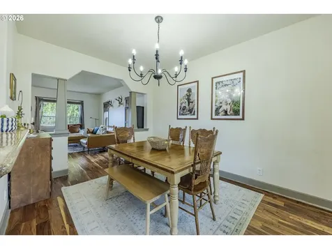 6885 Simeon Drive Springfield OR 97478
