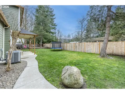 6885 Simeon Drive Springfield OR 97478