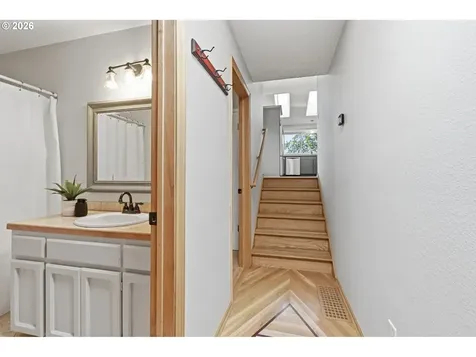 9260 SW 69th Avenue Portland OR 97223