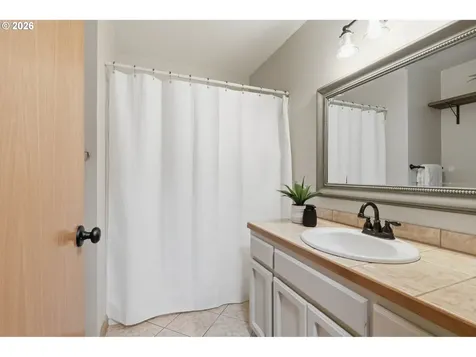 9260 SW 69th Avenue Portland OR 97223