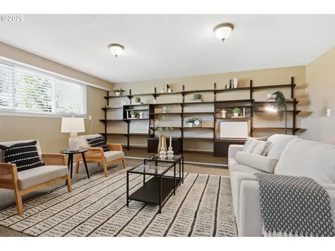 9260 SW 69th Avenue Portland OR 97223