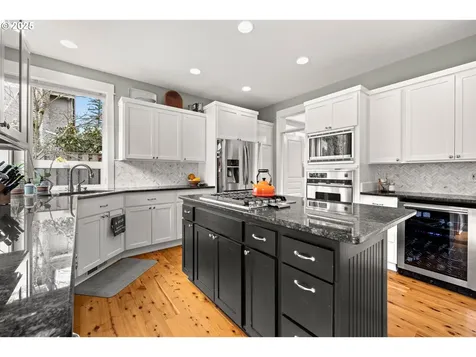 6925 SW 156th Avenue Beaverton OR 97007