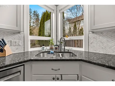 6925 SW 156th Avenue Beaverton OR 97007