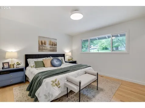 8560 SW Gayle Lane Portland OR 97225