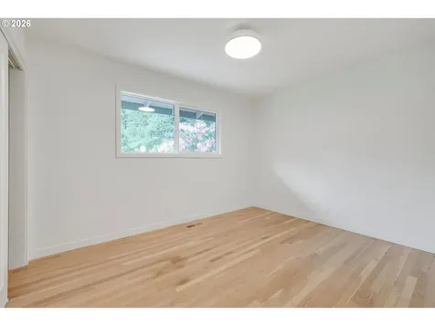 8560 SW Gayle Lane Portland OR 97225