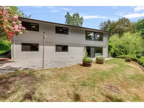 8560 SW Gayle Lane Portland OR 97225