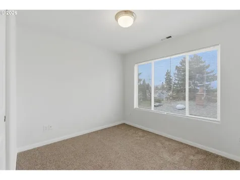 4236 NE 76th Avenue Portland OR 97218