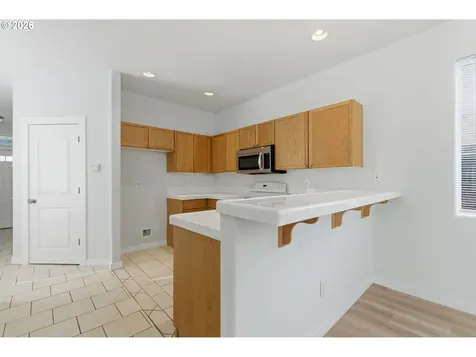 4236 NE 76th Avenue Portland OR 97218