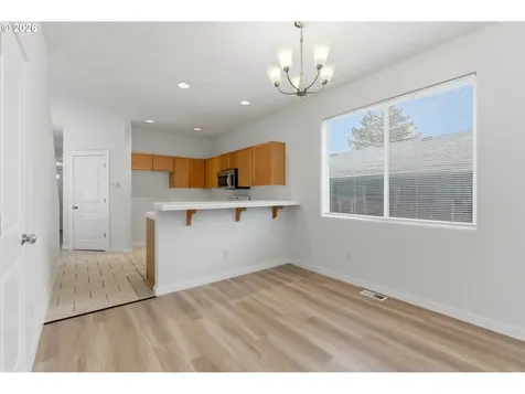 4236 NE 76th Avenue Portland OR 97218
