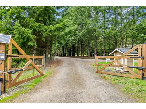7015 NE Ferris Road La Center WA 98629
