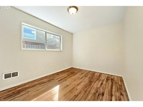 137 SE 73rd Avenue Portland OR 97215